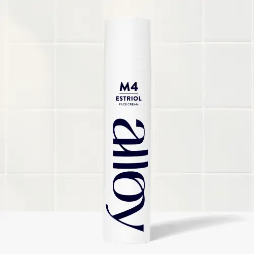 m4 product photo
